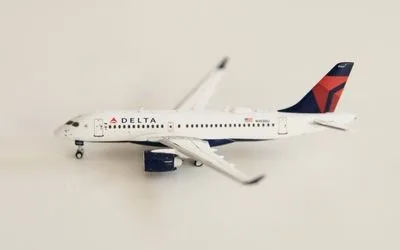 デルタ航空 エアバス A220-100 N103DU