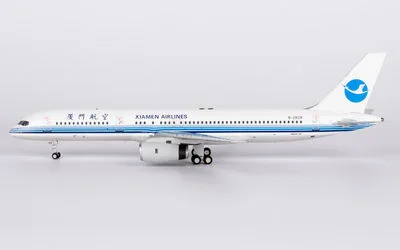 厦門航空 ボーイング 757-200 B-2828