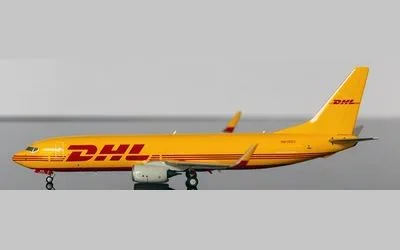 DHL ボーイング 737-800F w/ Winglets N916SC