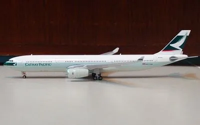 キャセイパシフィック エアバス A330-300 VR-HLD