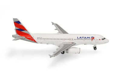 LATAM Airlines Airbus A320-200 CC-BLA 1:500 Herpa