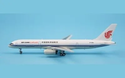 Air China Cargo Boeing 757-200F B-2841 1:400 NG Models