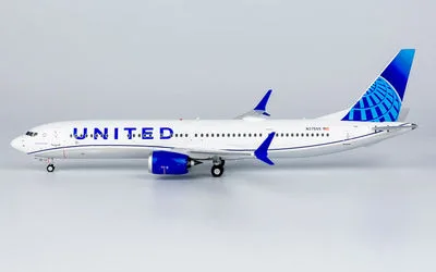United Airlines Boeing 737 MAX 9 N37555 1:200 NG Models