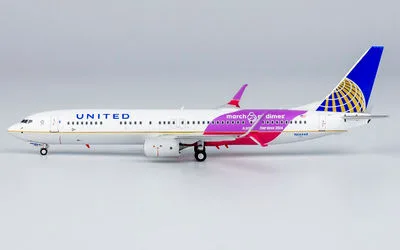 United Airlines Boeing 737-900 w/ Scimitar Winglets N66848 1:400 NG Models