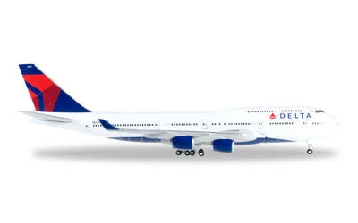 Delta Air Lines Boeing 747-400 N674US 1:500 Herpa