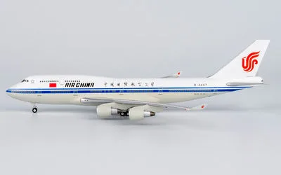 中国国際航空 ボーイング 747-400 B-2447 画像1