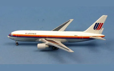 United Airlines Boeing 767-200 N601UA 1:400 Aeroclassics