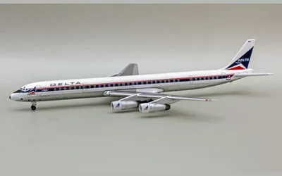 Delta Air Lines Douglas DC-8-61 N824E 1:400 Aeroclassics