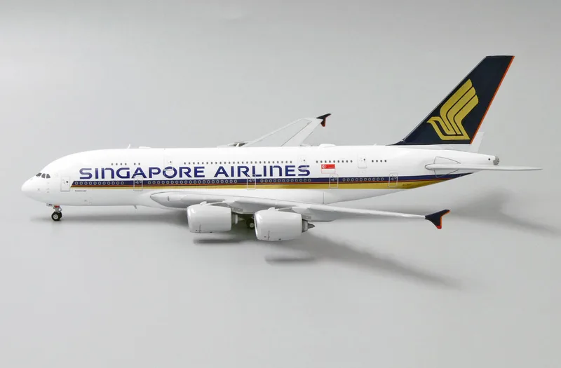 Singapore Airlines Airbus A380-800 9V-SKV 1:400 JC Wings