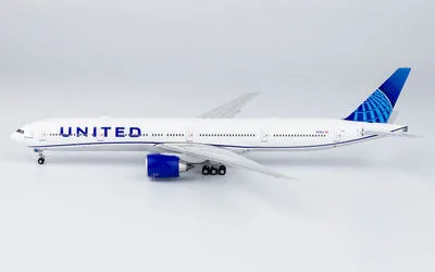 United Airlines Boeing 777-300ER N2352U 1:400 NG Models