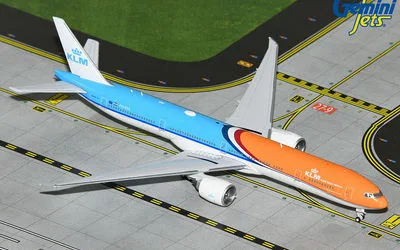 KLMオランダ航空 ボーイング 777-300ER PH-BVA 画像1