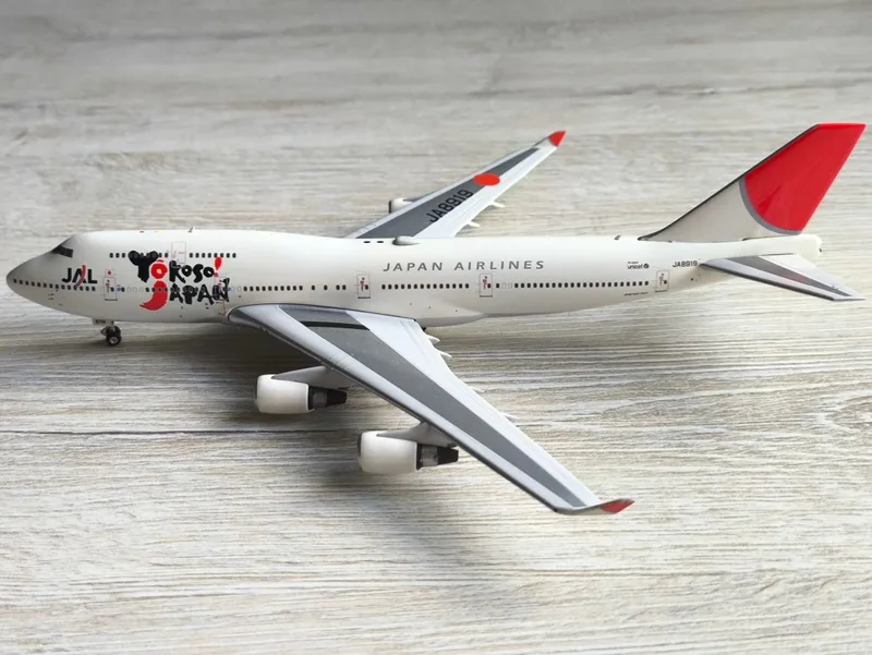 Japan Air Lines (JAL) Boeing 747-400 JA8919 1:400 Phoenix Models