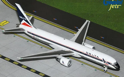 デルタ航空 ボーイング 757-200 N607DL