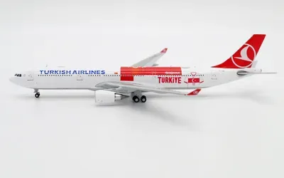 Turkish Airlines Airbus A330-300 TC-LND 1:400 JC Wings