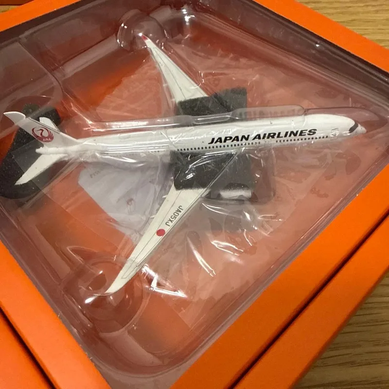 Japan Air Lines (JAL) Airbus A350-900 JA05XJ 1:400 JC Wings