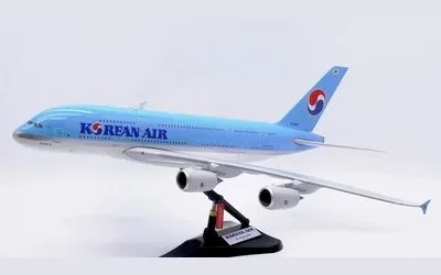 Korean Air Airbus A380-800 HL7628 1:200 JC Wings