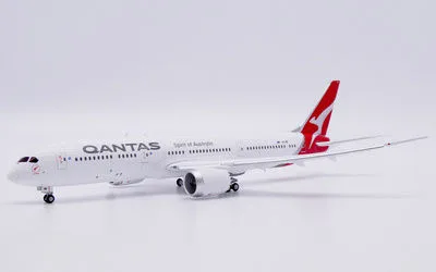 カンタス航空 ボーイング 787-9 VH-ZNF