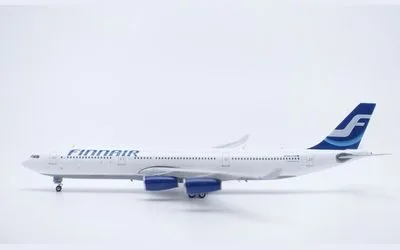 Finnair Airbus A340-300 OH-LQB 1:400 Phoenix Models