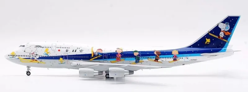 All Nippon Airways (ANA) Boeing 747-400D JA8961 1:200 SQ Wings