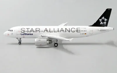 Lufthansa Airbus A320-200 D-AIPD 1:400 JC Wings