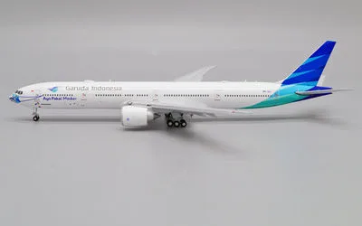 Garuda Indonesia Boeing 777-300ER PK-GIJ 1:400 JC Wings