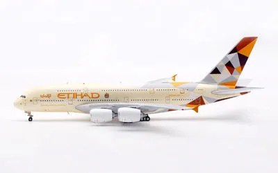 エティハド航空 エアバス A380-800 A6-APA