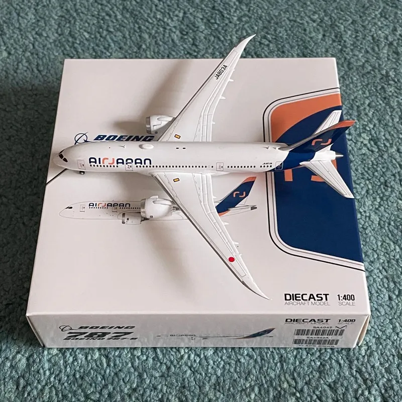 Air Japan Boeing 787-8 JA803A 1:400 JC Wings