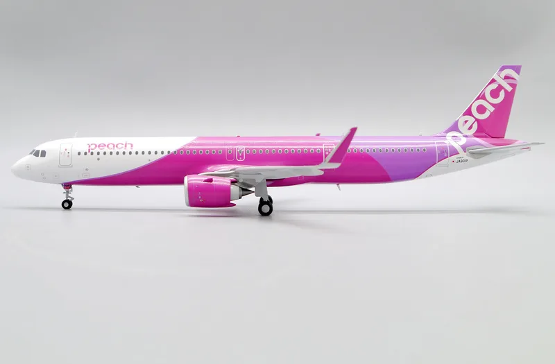 ピーチ エアバス A321neo JA901P