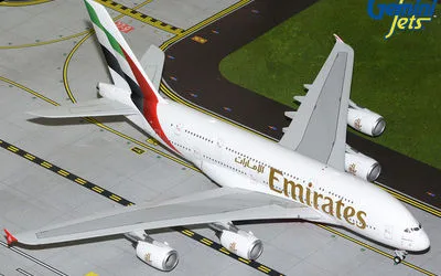 エミレーツ航空 エアバス A380-800 A6-EOH