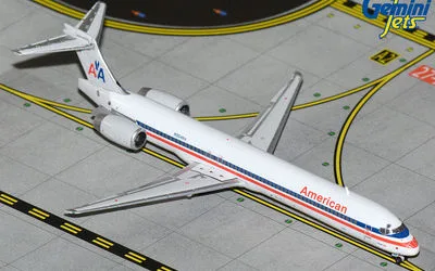 アメリカン航空 マクドネル・ダグラス MD-90 N904RA