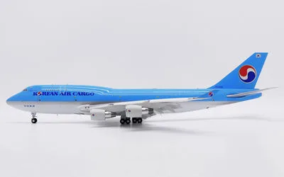 Korean Air Cargo Boeing 747-400BCF HL7486 1:200 JC Wings