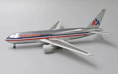 American Airlines Boeing 767-200 N338AA 1:200 JC Wings