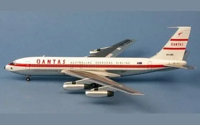 Qantas Airways Boeing 707-138 VH-EBB 1:200 Aeroclassics
