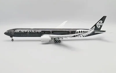 Air New Zealand Boeing 777-300ER ZK-OKQ 1:200 JC Wings
