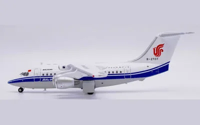 Air China BAe 146-100 / Avro RJ70 B-2707 1:200 JC Wings