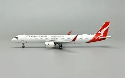 Qantas Airways Airbus A321XLR VH-OGA 1:400 Phoenix Models