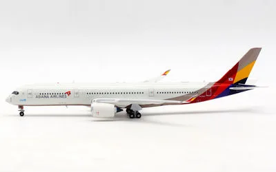 Asiana Airlines Airbus A350-900 HL8360 1:400 Aviation400