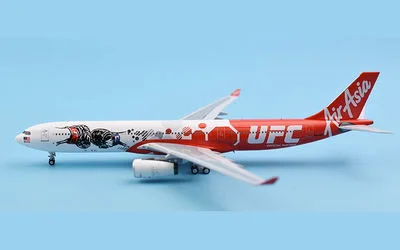 AirAsia X Airbus A330-300 9M-XXD 1:400 Panda Model