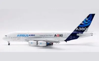 エアバスハウスカラー エアバス A380-800 F-WWDD