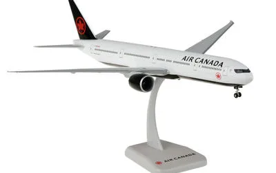 エア・カナダ ボーイング 777-300ER C-FIVX