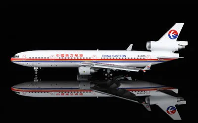 中国東方航空 マクドネル・ダグラス MD-11 B-2173