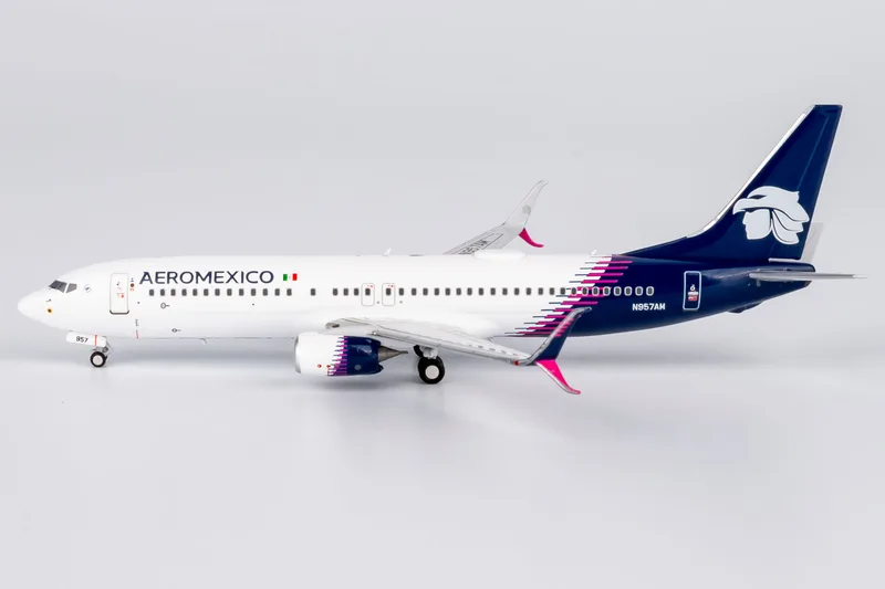 Aeromexico Boeing 737-800 w/ Scimitar Winglets N957AM 1:400 NG Models