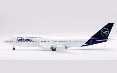 Lufthansa Boeing 747-8 D-ABYA 1:200 SQ Wings