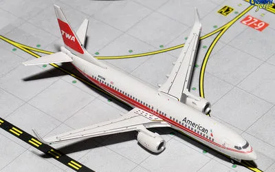 アメリカン航空 ボーイング 737-800 w/ Winglets N915NN