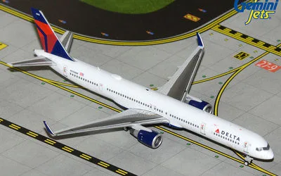 デルタ航空 ボーイング 757-300 w/ Winglets N595NW 画像1