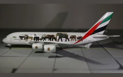 エミレーツ航空 エアバス A380-800 A6-EEI