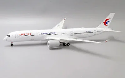 China Eastern Airlines Airbus A350-900 B-305X 1:200 JC Wings