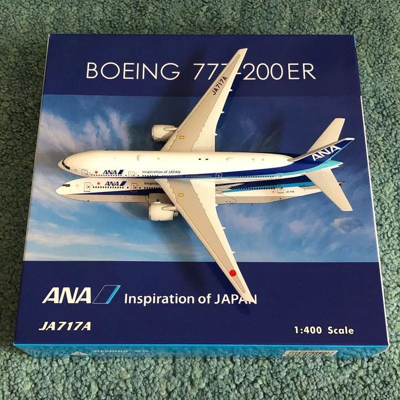 All Nippon Airways (ANA) Boeing 777-200 JA717A 1:400 Phoenix Models