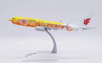 Air China Boeing 737-700 w/ Winglets B-5198 1:200 JC Wings