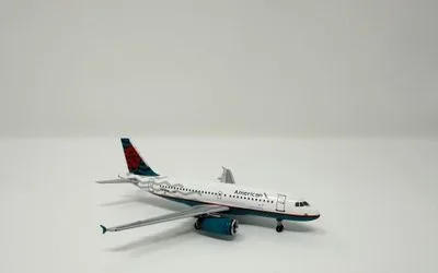 American Airlines Airbus A319 N838AW 1:400 Aeroclassics